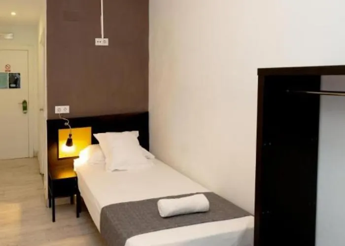 Easy Sants By Bossh! Hotels (Adults Only)